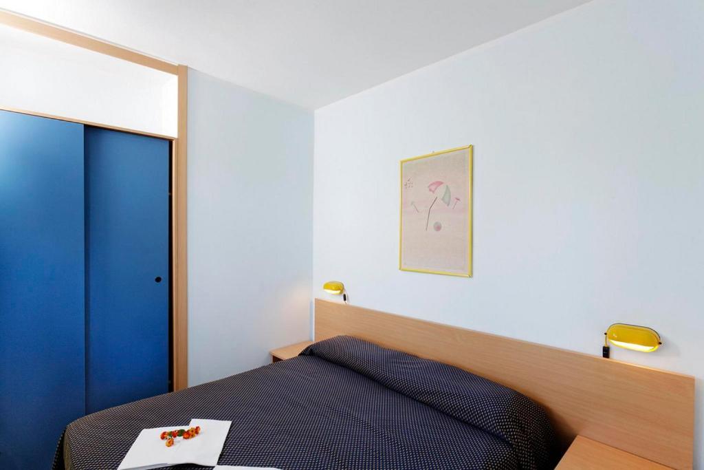 Hotel Villaggio Costa Ripa Rodi Garganico Room photo